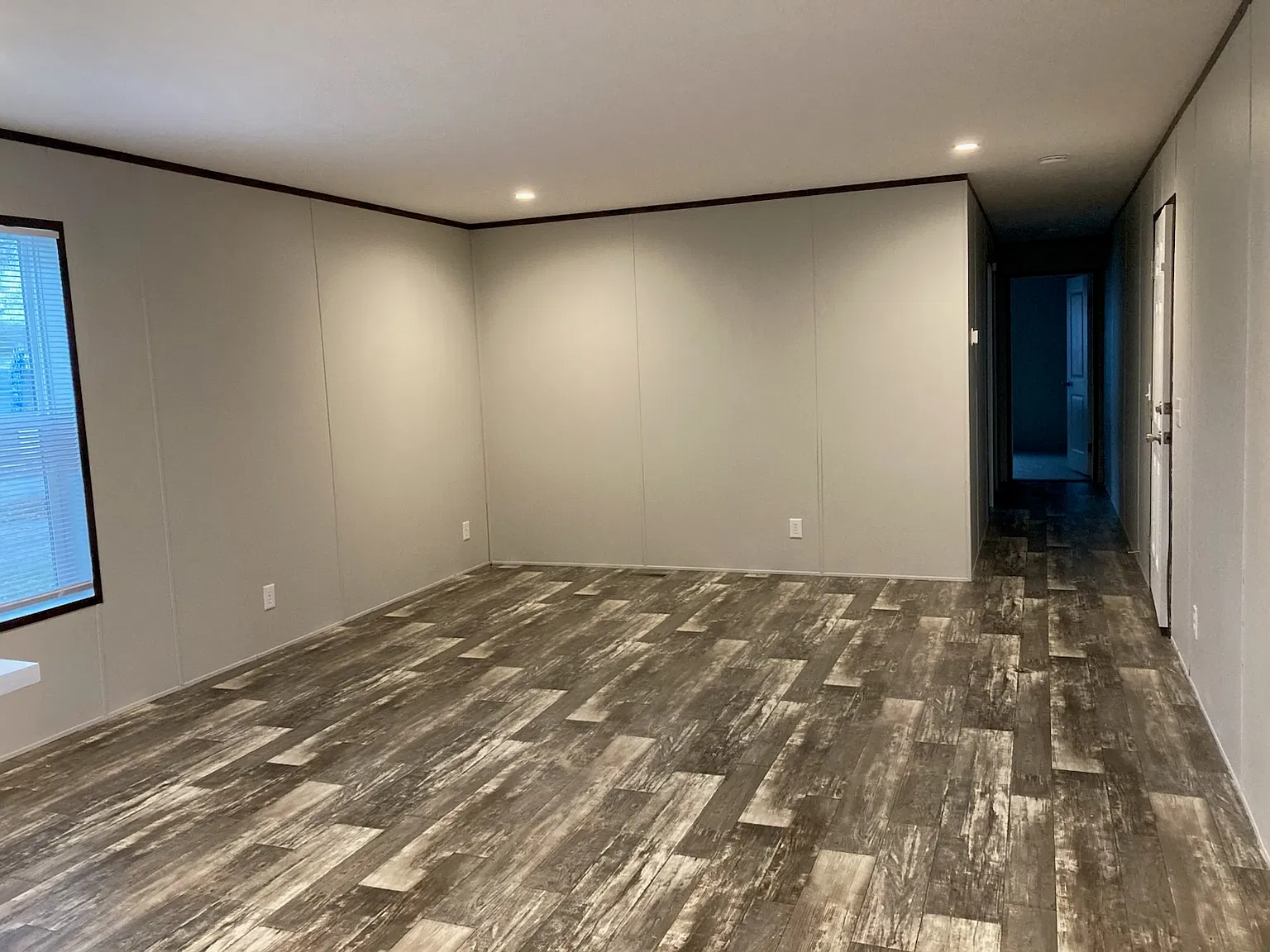 Stonecrest Manor — Photo 3