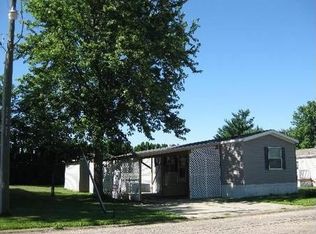 22 Countryside Est, Sandwich, IL 60548