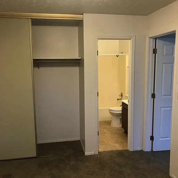 308 Anthony Dr #A — Photo 2
