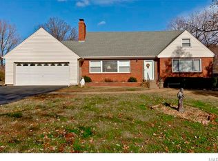 167 Tanzberger Dr, Saint Louis, MO 63129