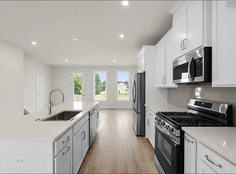 Main Level (Kitchen)