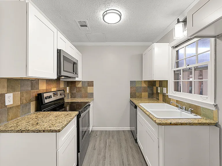 218 Mill Creek Pl — Photo 9