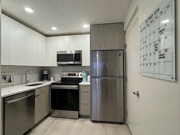 2nd image of 200 Hillside St #1