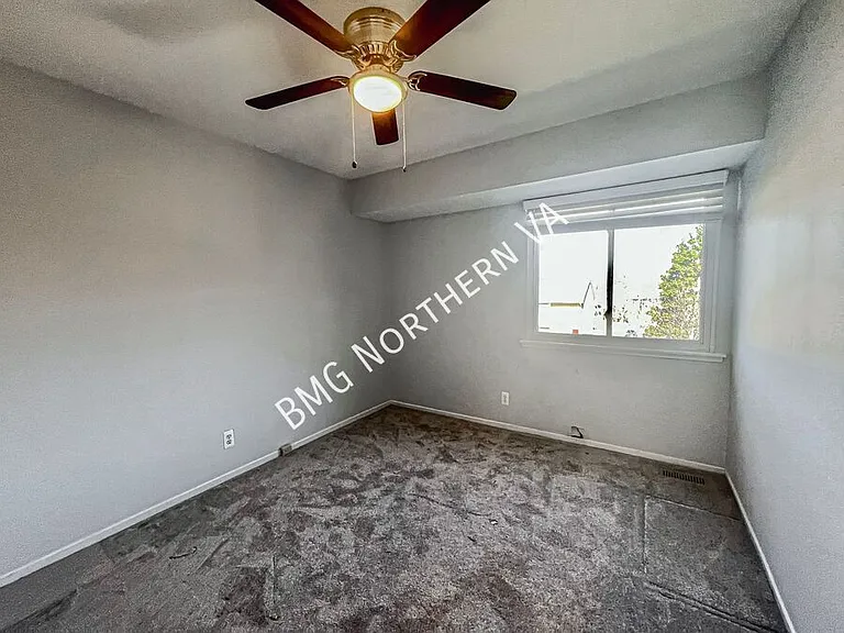 2689 Glengyle Dr #33 — Photo 12