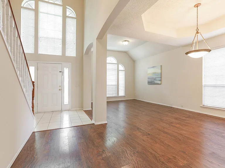 206 Howley Ct — Photo 7
