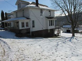 1228 State Route 40 W #40, Claysville, PA