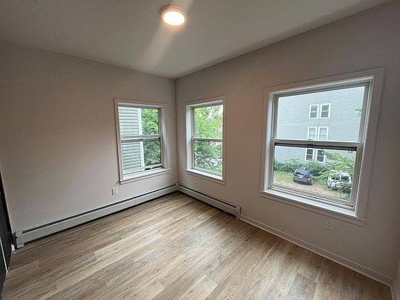 2nd image of 444 Bergen Ave #27E