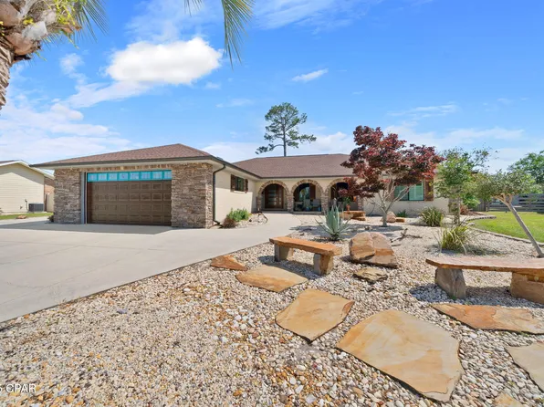 137 Candlewick Cir, Panama City, FL 32405