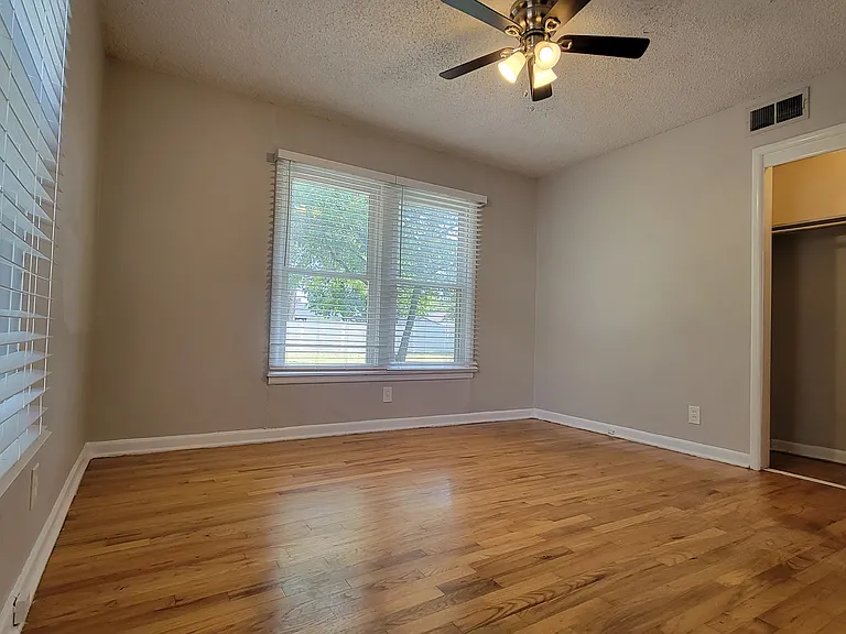 4804 Sabelle Ln — Photo 12