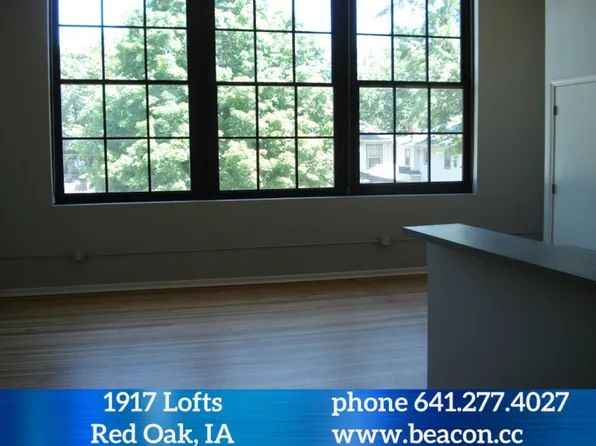 1917 Lofts Red Oak