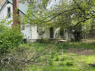 2921 Roberts Dr, Ashland, KY 41102