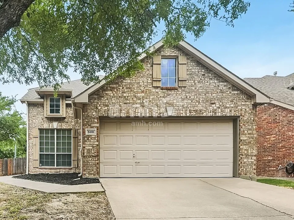 5401 Pecan Creek Cir