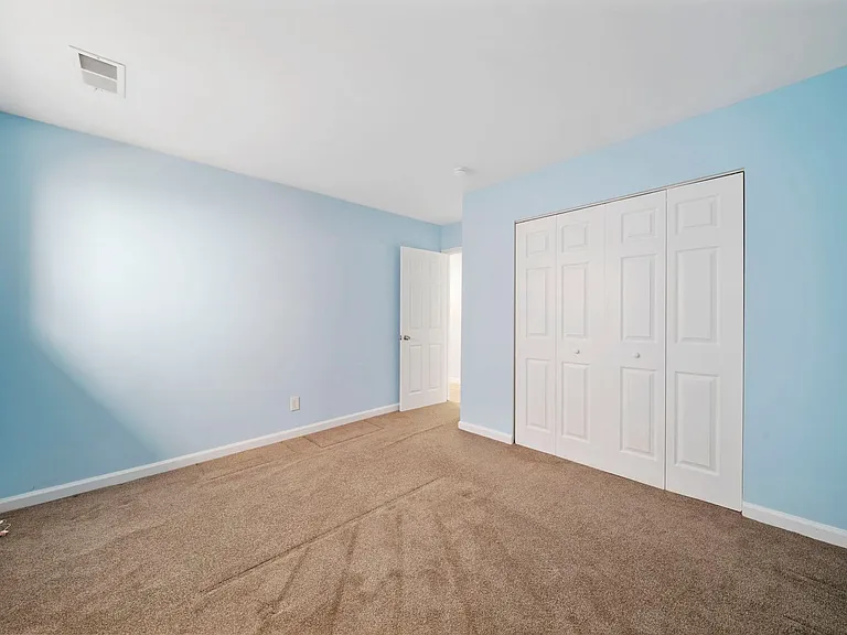 429 Kenyon St NW #T2 — Photo 15