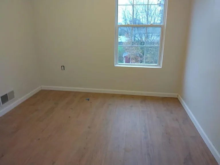 1299 Porters Rd — Photo 10