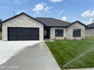 1431 Southwind Dr, Fulton, MO 65251