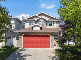 9867 S Hidden Valley Dr NW, Calgary, AB T3A 5K5