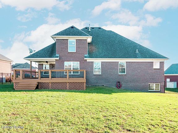2nd image of 365 Crimson Creek Dr