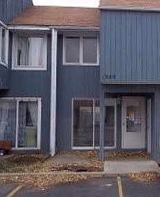 2nd image of 1989 Stanford Ct