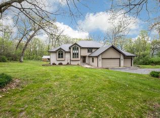 2976 W Forest Rd, Freeport, IL 61032