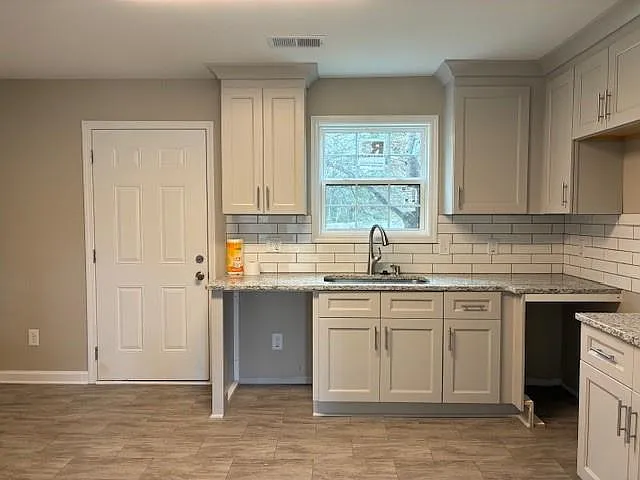 4108 Abbotts Bridge Rd — Photo 11