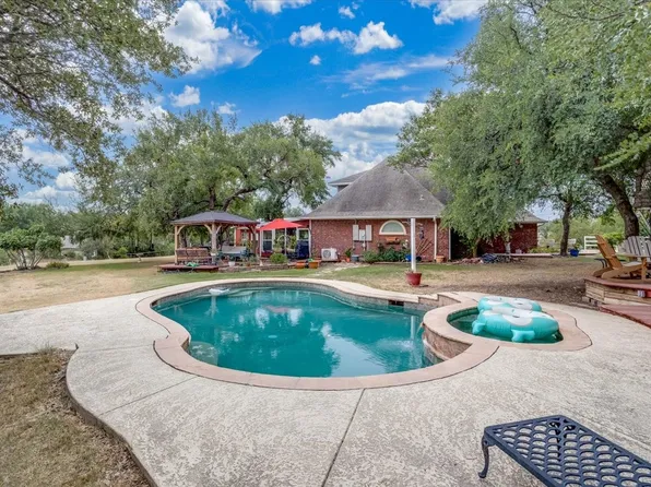 9500 Boat Club Rd, Fort Worth, TX 76179