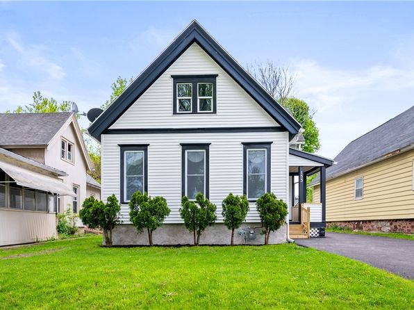 153 Avenue E St, Rochester, NY 14621