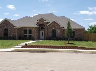 1357 Lake Grove Ln, Desoto, TX 75115