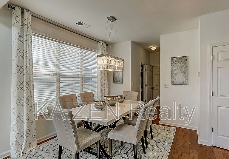 1338 Harbor Park Dr — Photo 14