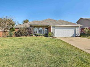 613 Shadowridge Dr, Brandon, MS 39047