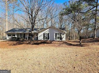 11 Azalea Dr, Newnan, GA 30263
