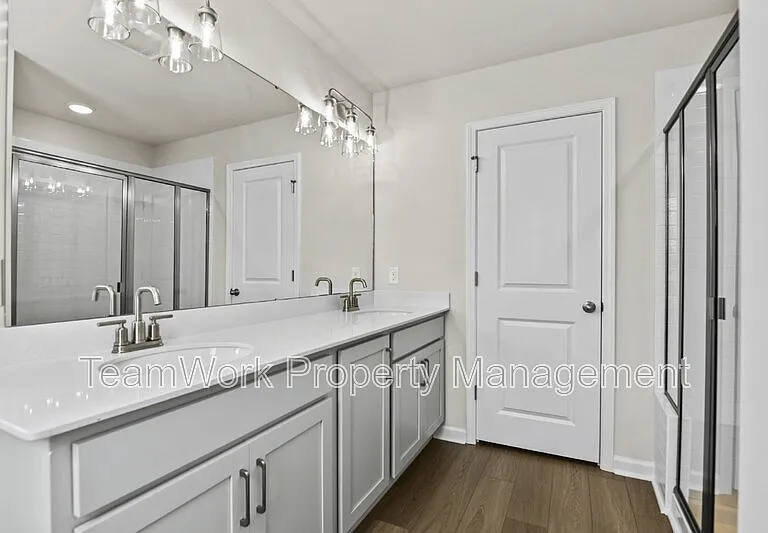 9413 Sun Fountain Dr — Photo 22