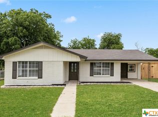 112 W Arlo Rd, Harker Heights, TX 76548