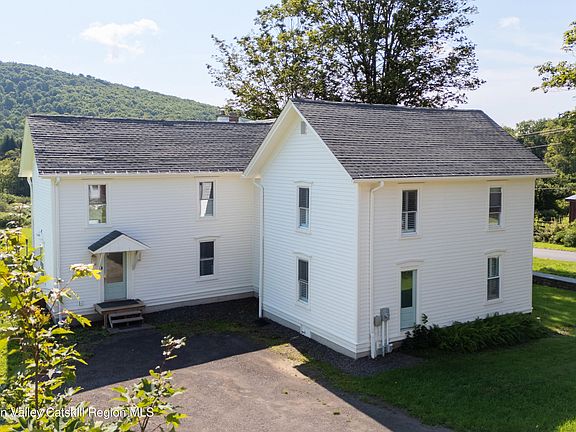 3rd image of 280 W Peakes Brook Road