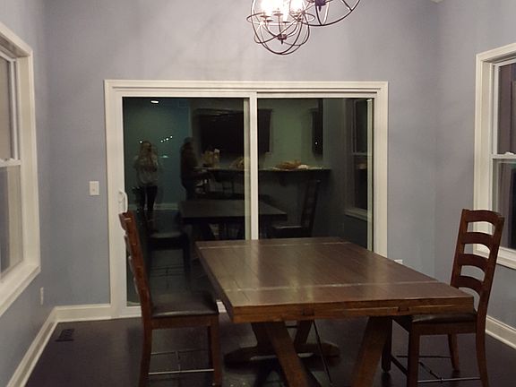 4th image of 24184 Hedgewood Ave