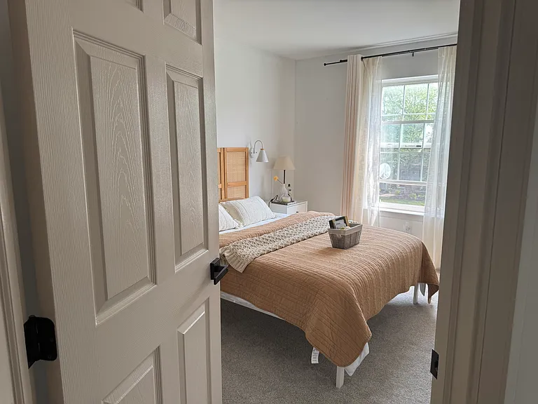 35 Lois Ln — Photo 37