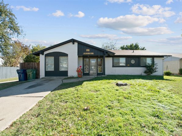 2106 Gemini Dr, Garland, TX 75040