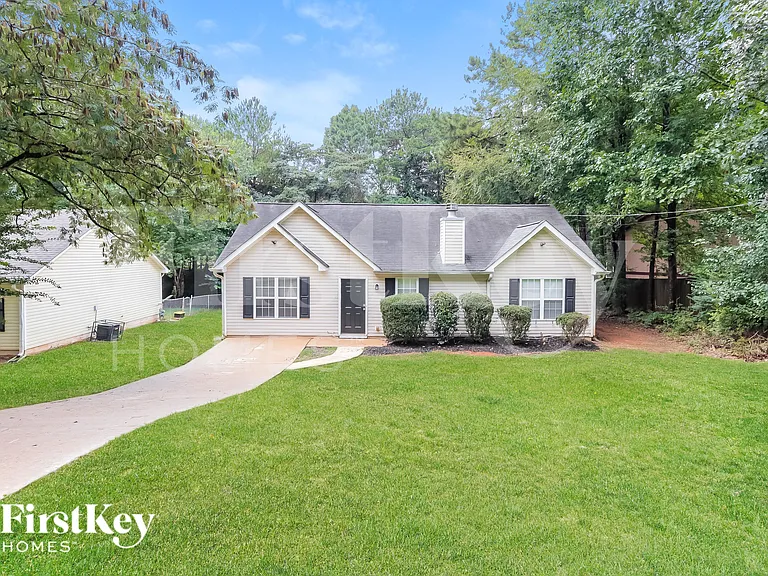 11035 Shannon Cir — Photo 1
