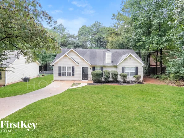 11035 Shannon Cir, Hampton, GA 30228