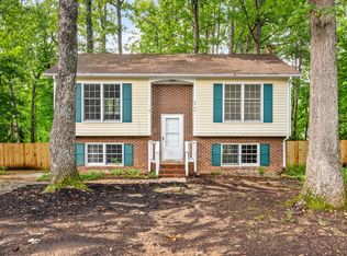 4704 Cricklewood Rd, Greensboro, NC 27407