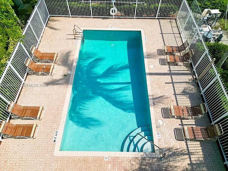 130 Riverwalk Cir #130 — Photo 22