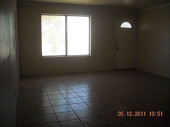 2nd image of 2233 W Hidalgo Ave