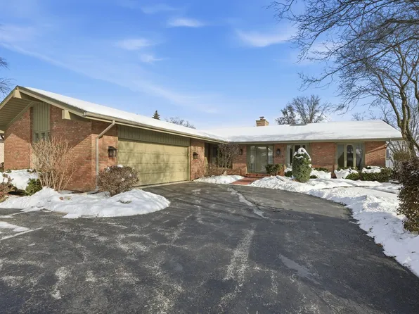 10023 Redbud Rd, Munster, IN 46321