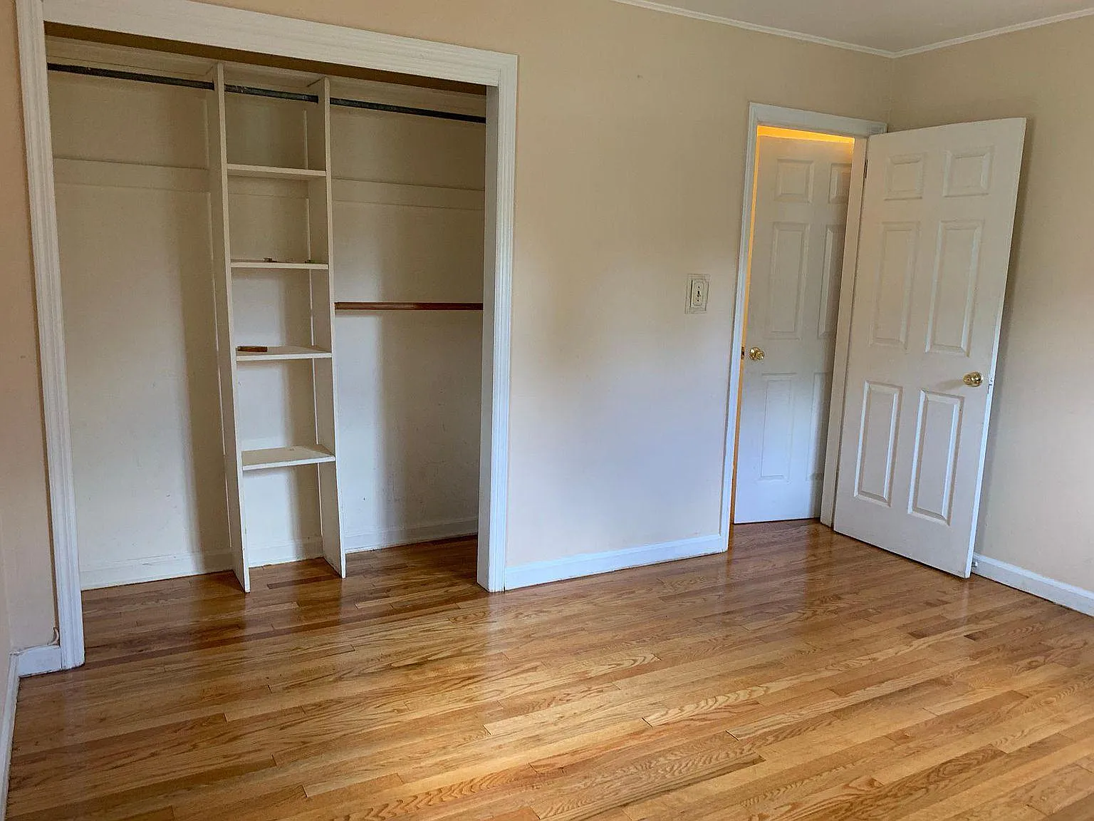 4 bed, 1400 sqft, $4,950 — Photo 4