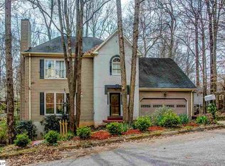 2 Cobblestone Ct, Greenville, SC 29615