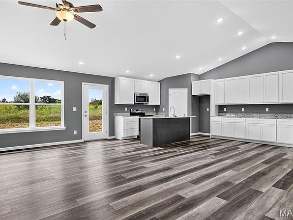 4th image of 20 Chinkapin Ct