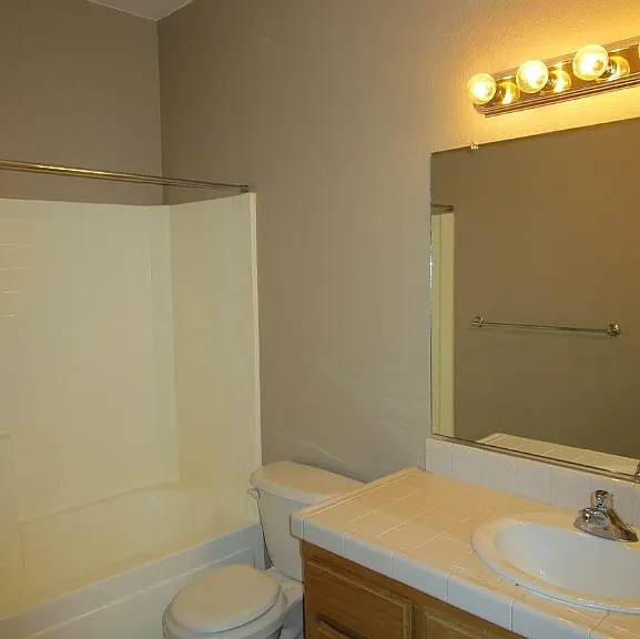 967 Golf Ave — Photo 8