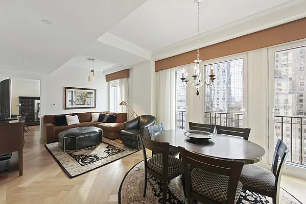 Rented by Nest Seekers International | media 28