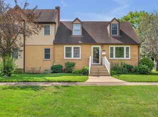 17803 Escanaba Ave, Lansing, IL 60438