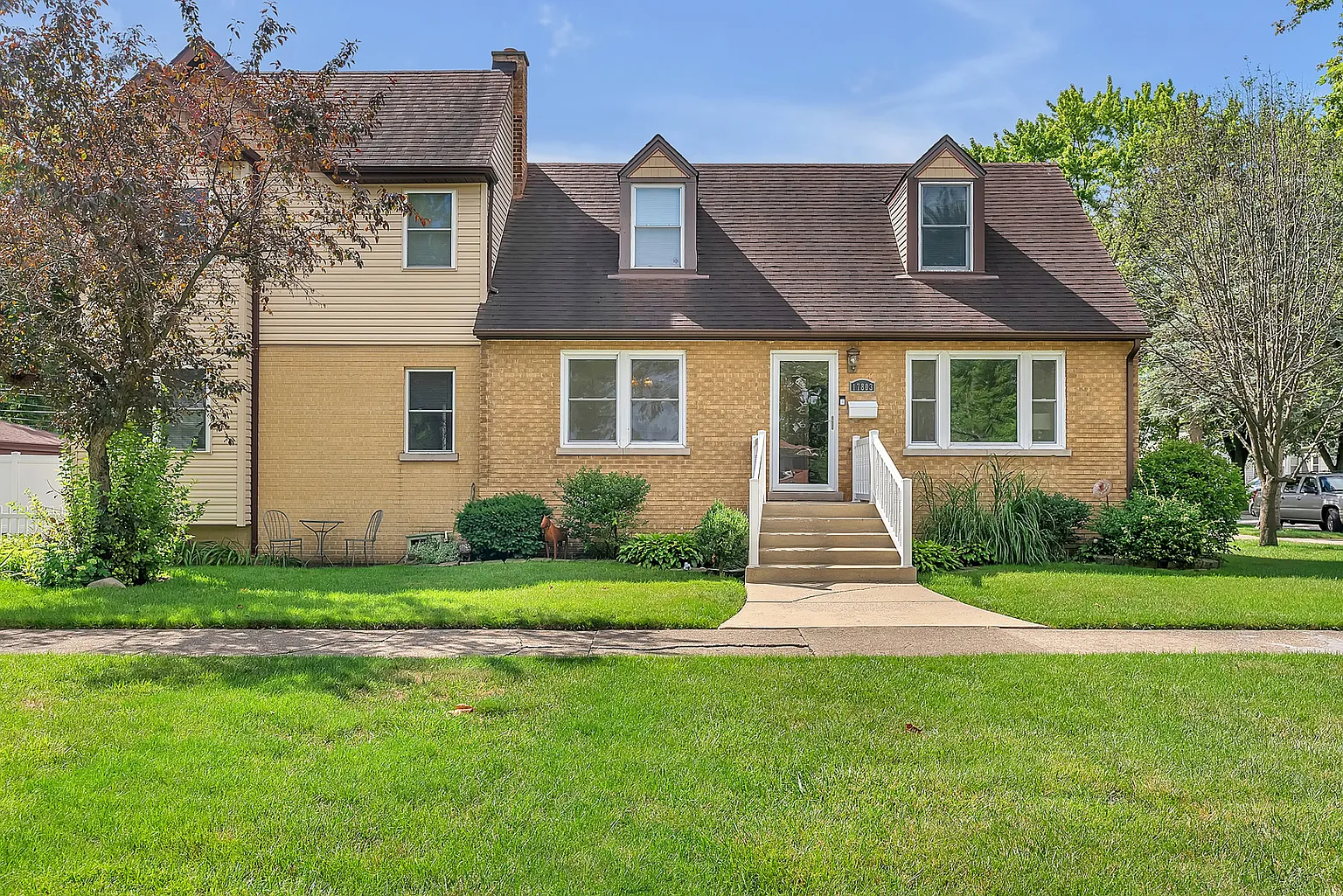 17803 Escanaba Ave photo 1
