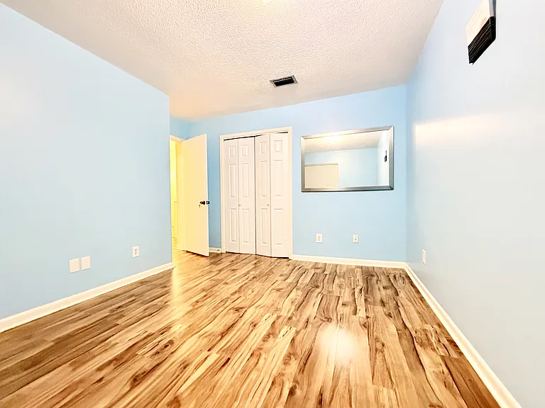 41 12th St #1 — Photo 2